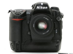 nikon-d2x